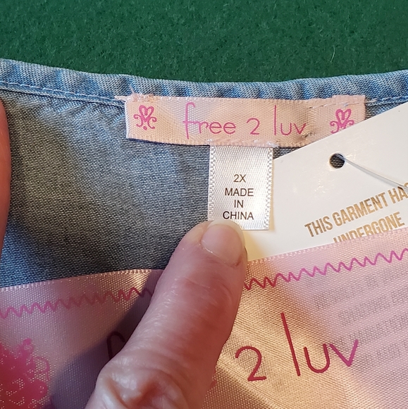 Free 2 Luv denim top. NWT - Picture 10 of 12